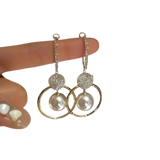 Elegantní náušnice s kultivovanými perlami a třpytivými zirkony