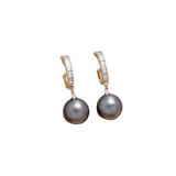 Elegantní náušnice s perlami a zirkony