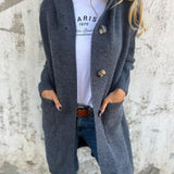 Giselle Dlouhý Pletený Kabát