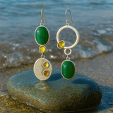 Náušnice s kapkami a asymetrickým designem